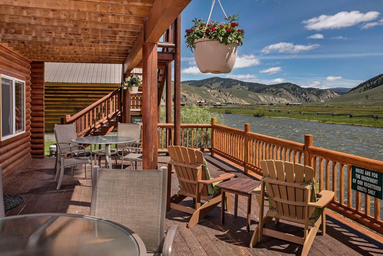 Redfish Riverside Inn Stanley Dış mekan fotoğraf